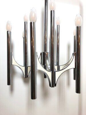 Iconic chandelier by Gaetano Sciolari with nine lights, 1970s.