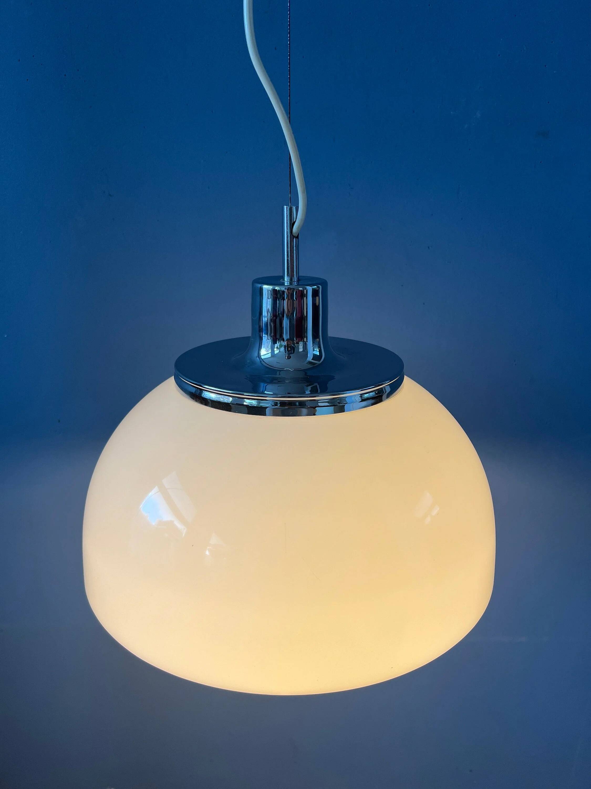 White Guzzini Faro suspension in plexiglass