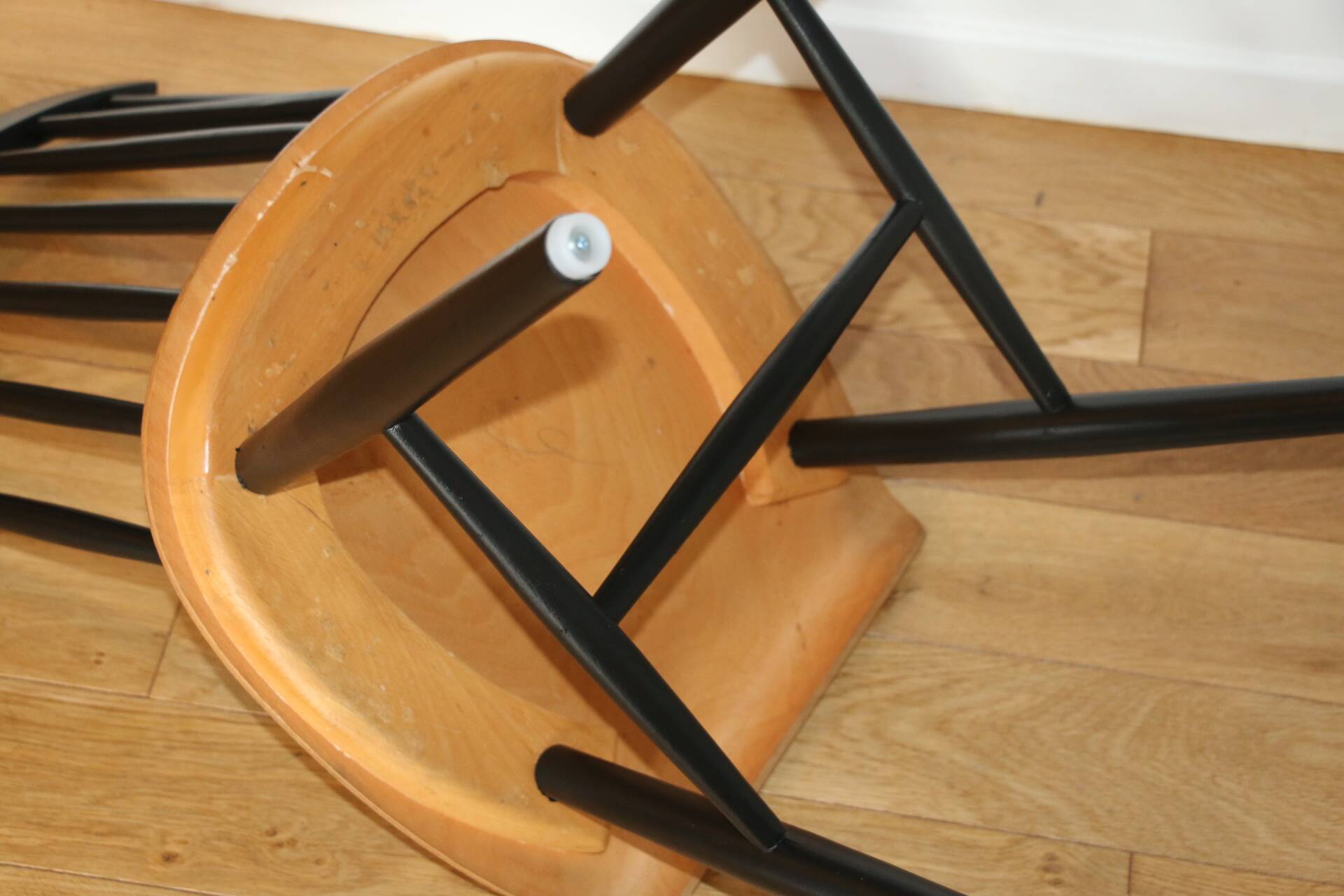 Fanette chair by ilmari tapiovaara