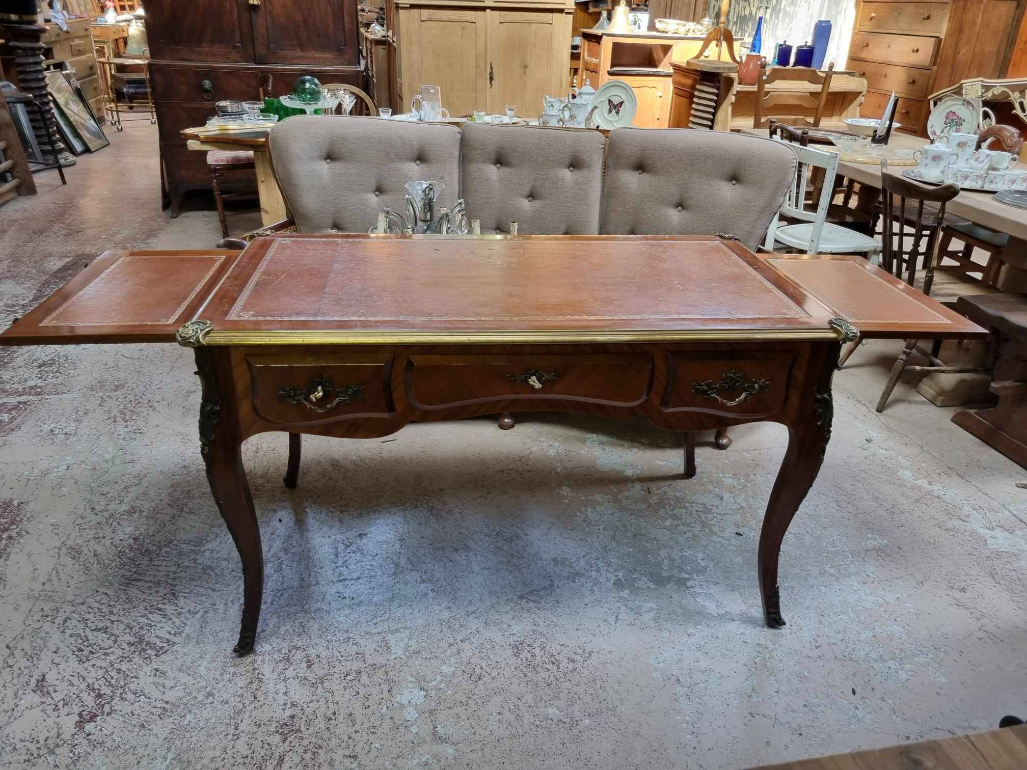 Louis XV desk