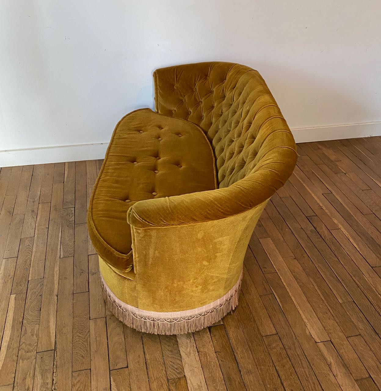 Old gold toad bench