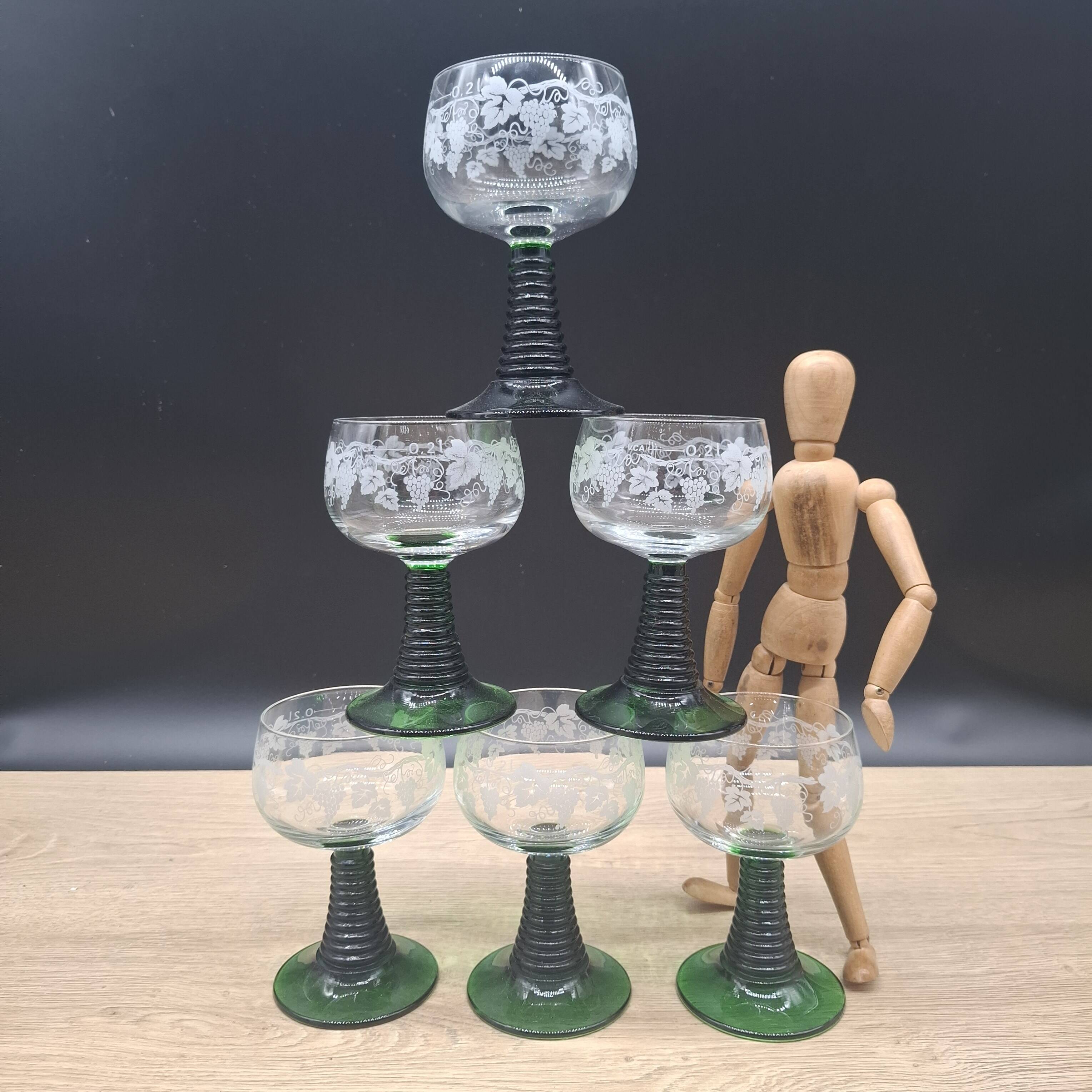 Set of 6 chiseled Roemer wine glasses