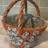 Ceramic vase and basket set