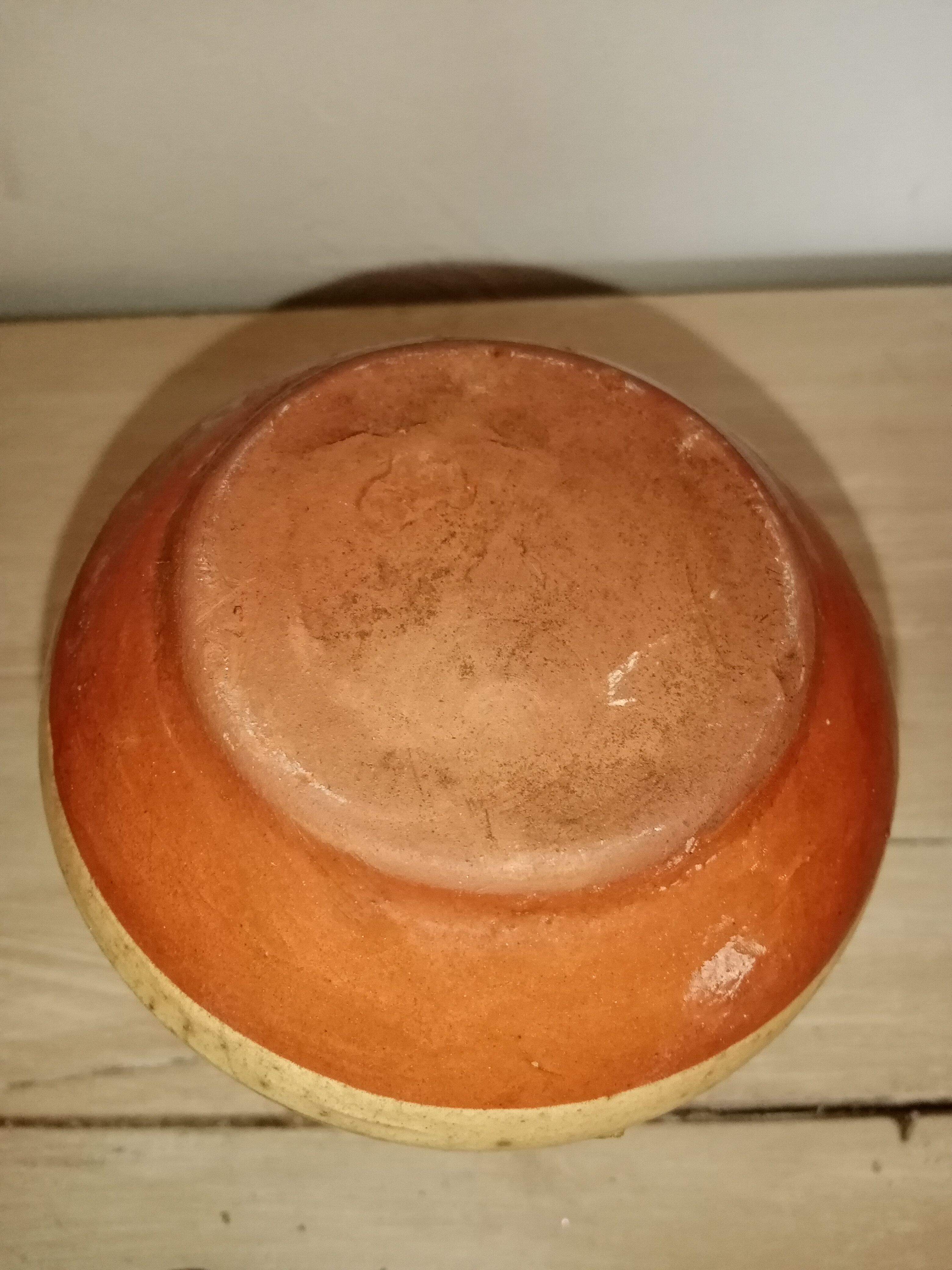 Vernissee sandstone pourer
