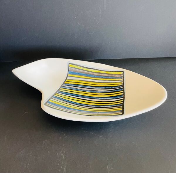 Coupe en faïence par Roger Capron Vallauris