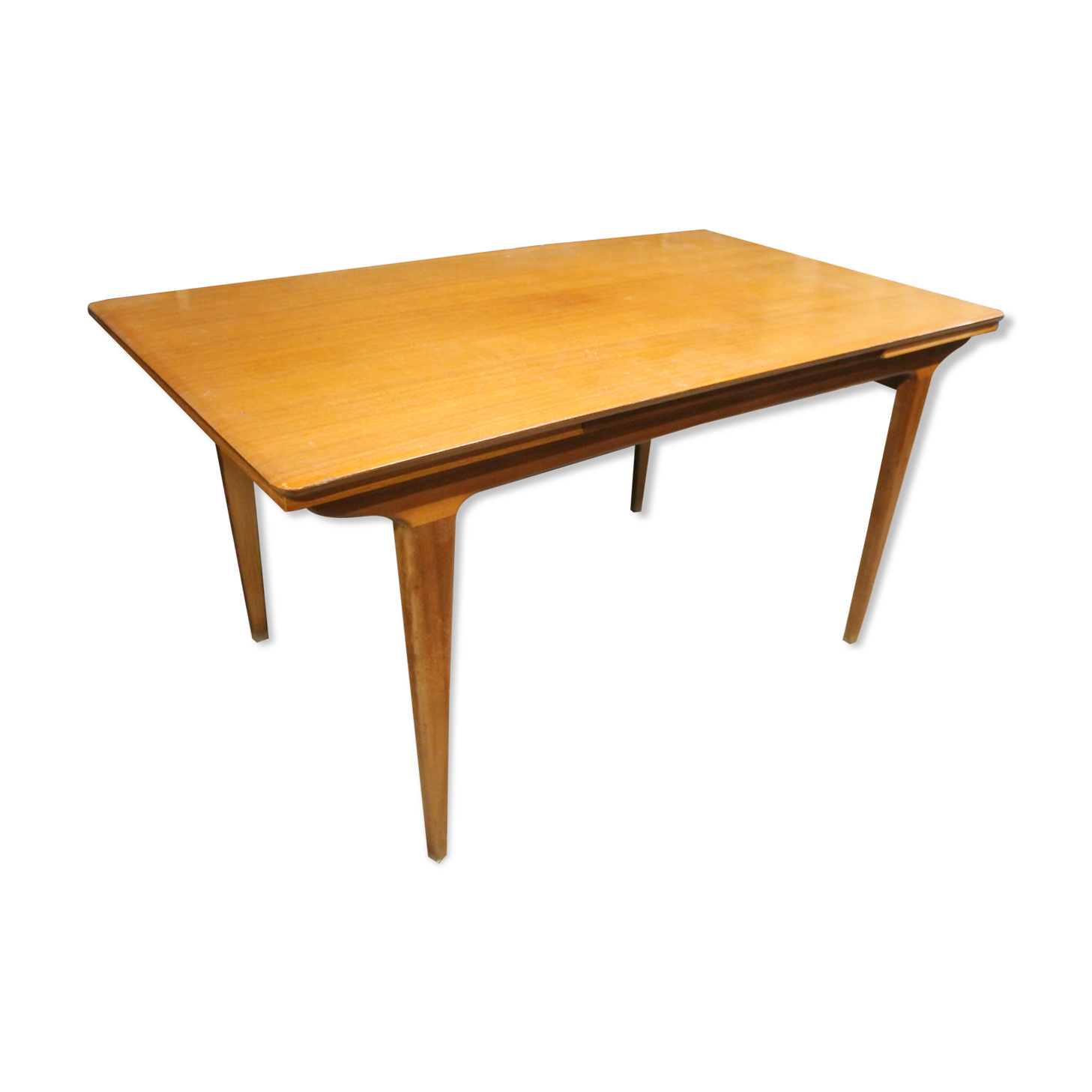 Scandinavian table