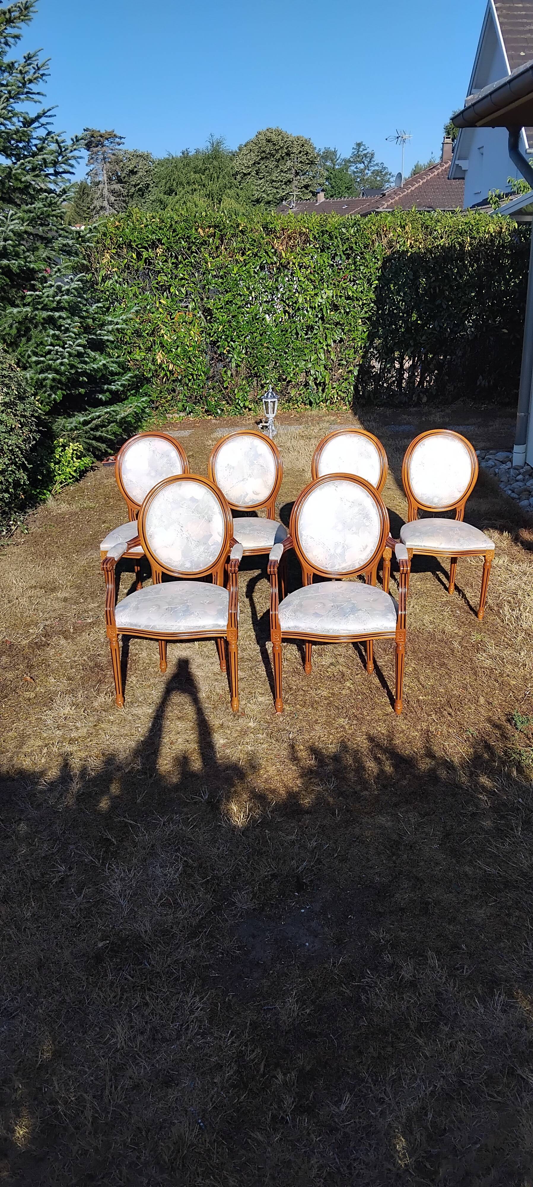 4 chairs and 2 armchairs