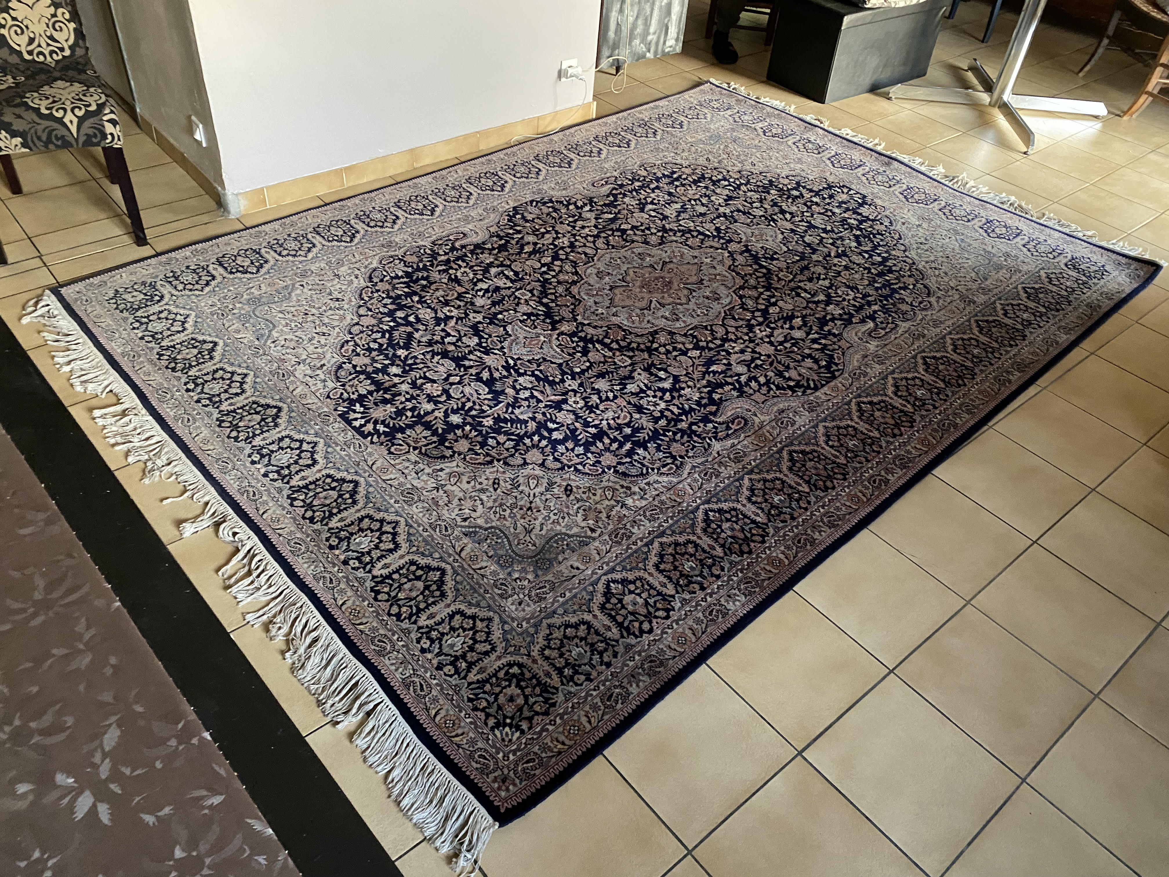 Carpet from Iran, 315x215 cm