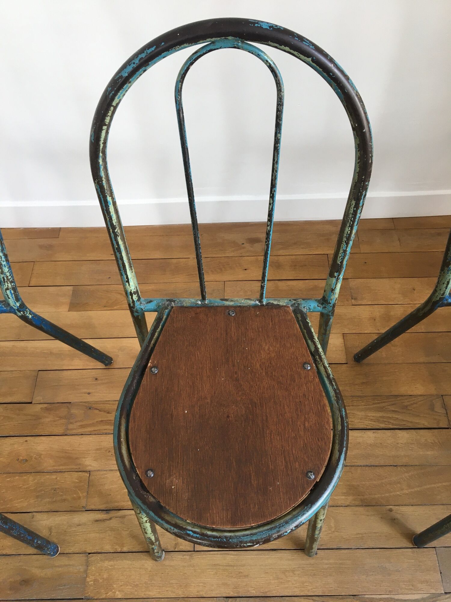Industrial chair made of wood and metal