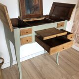 Vintage dressing table "romantic" style