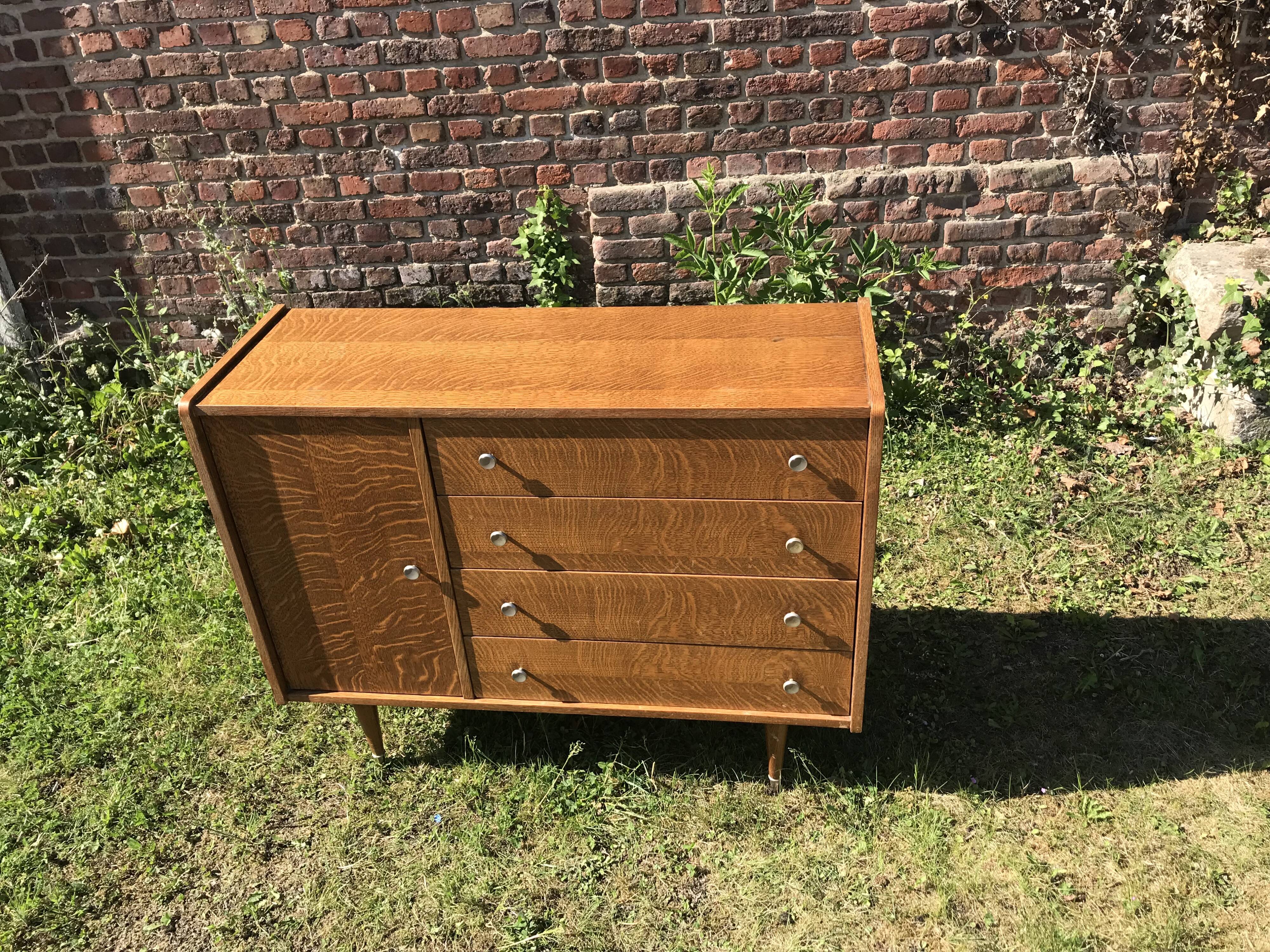 Vintage chest of drawers