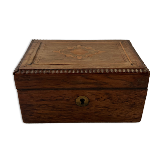 Wooden box