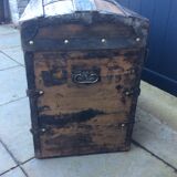 Storage trunk 19 th