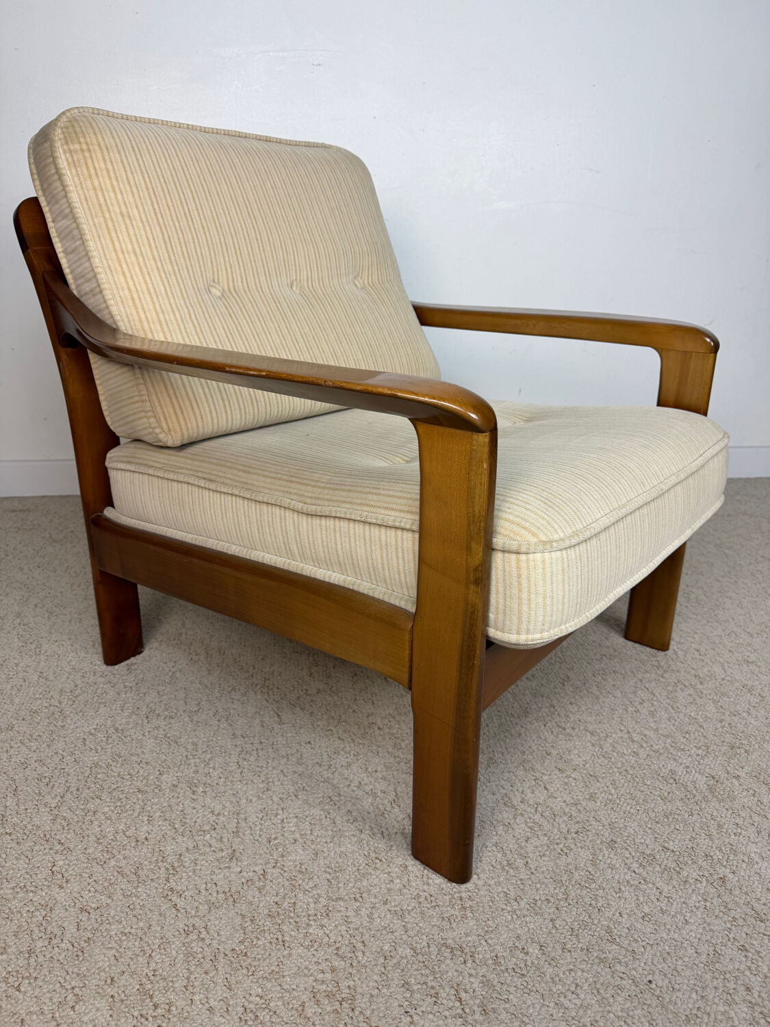 Vintage Scandinavian armchair from the 1960s.