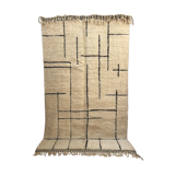 Moroccan Berber carpet Beni Ouarain Ecru with geometric black motifs 3, 04x1, 86m