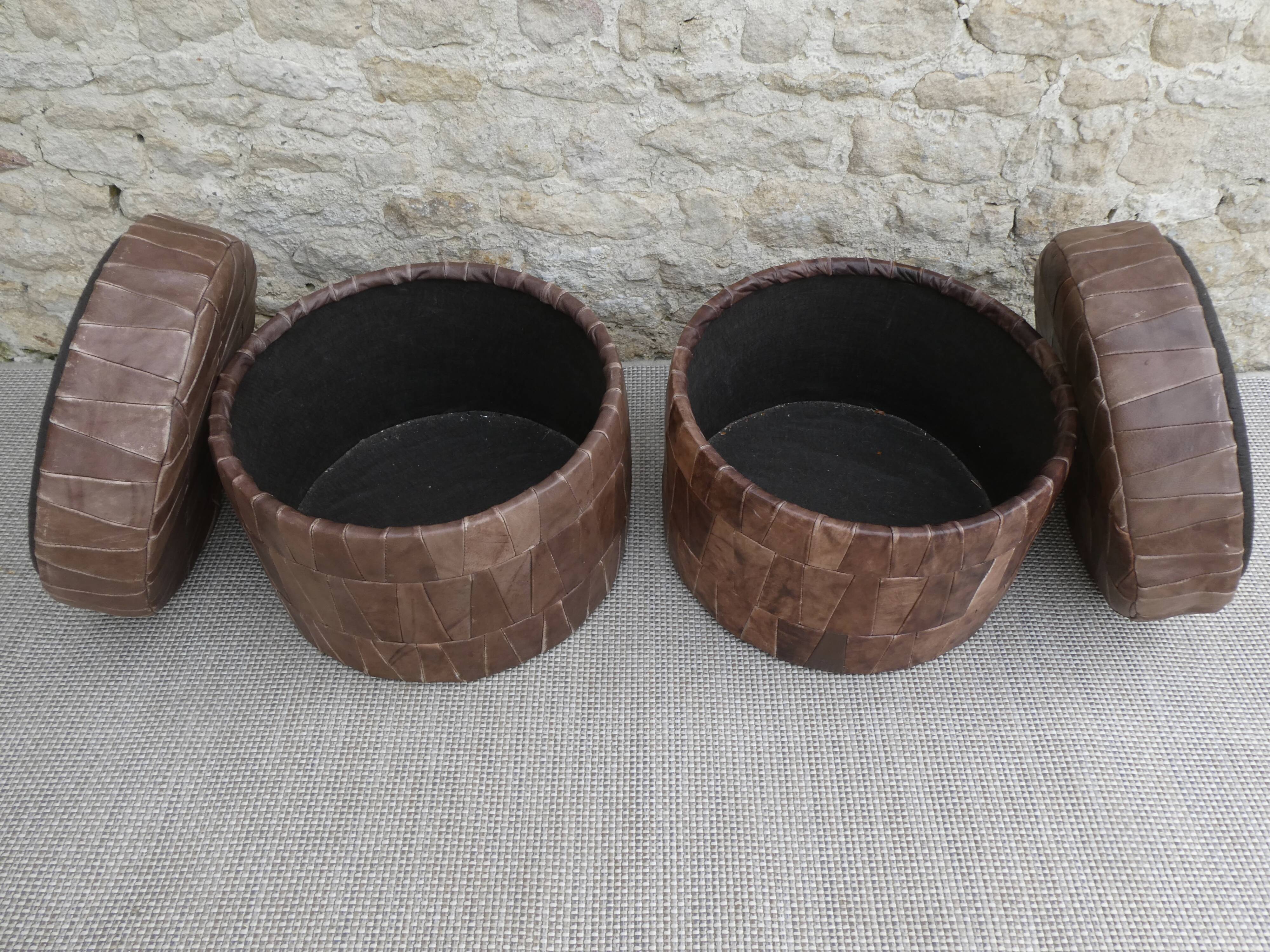 Pair of chest poufs in leather patchwork