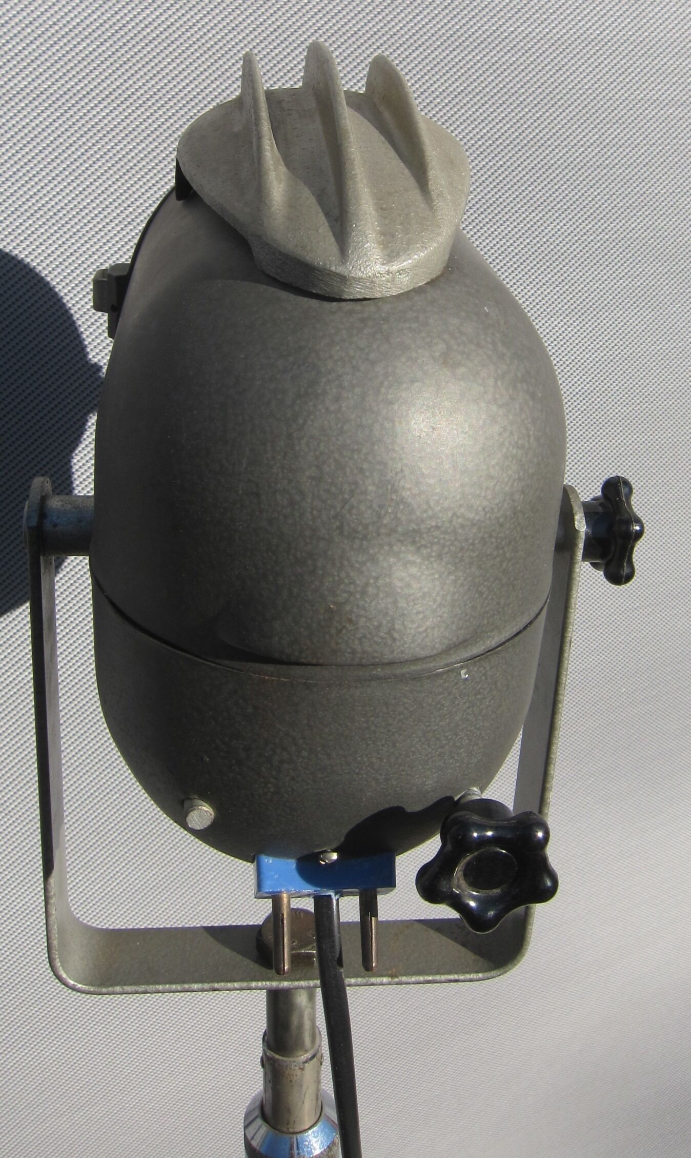 Lita bouyer projector lamp