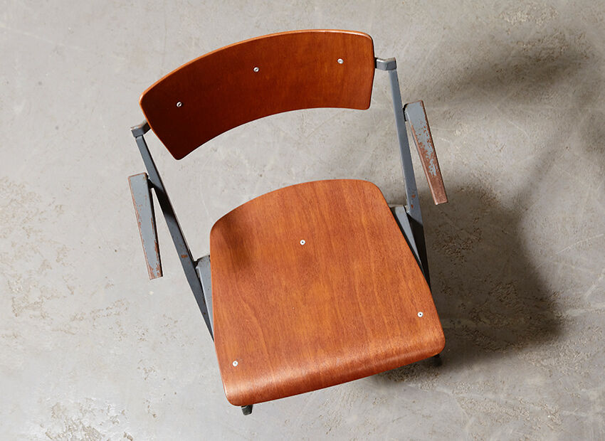 Wim Rietveld pyramid chair for Ahrend de Cirkel 1960s