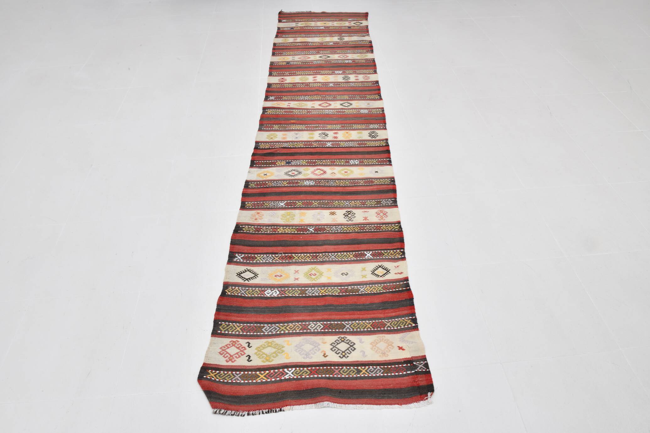 2x10 Kilim Red & Beige Hallway Kilim Runner, 69x316 Cm