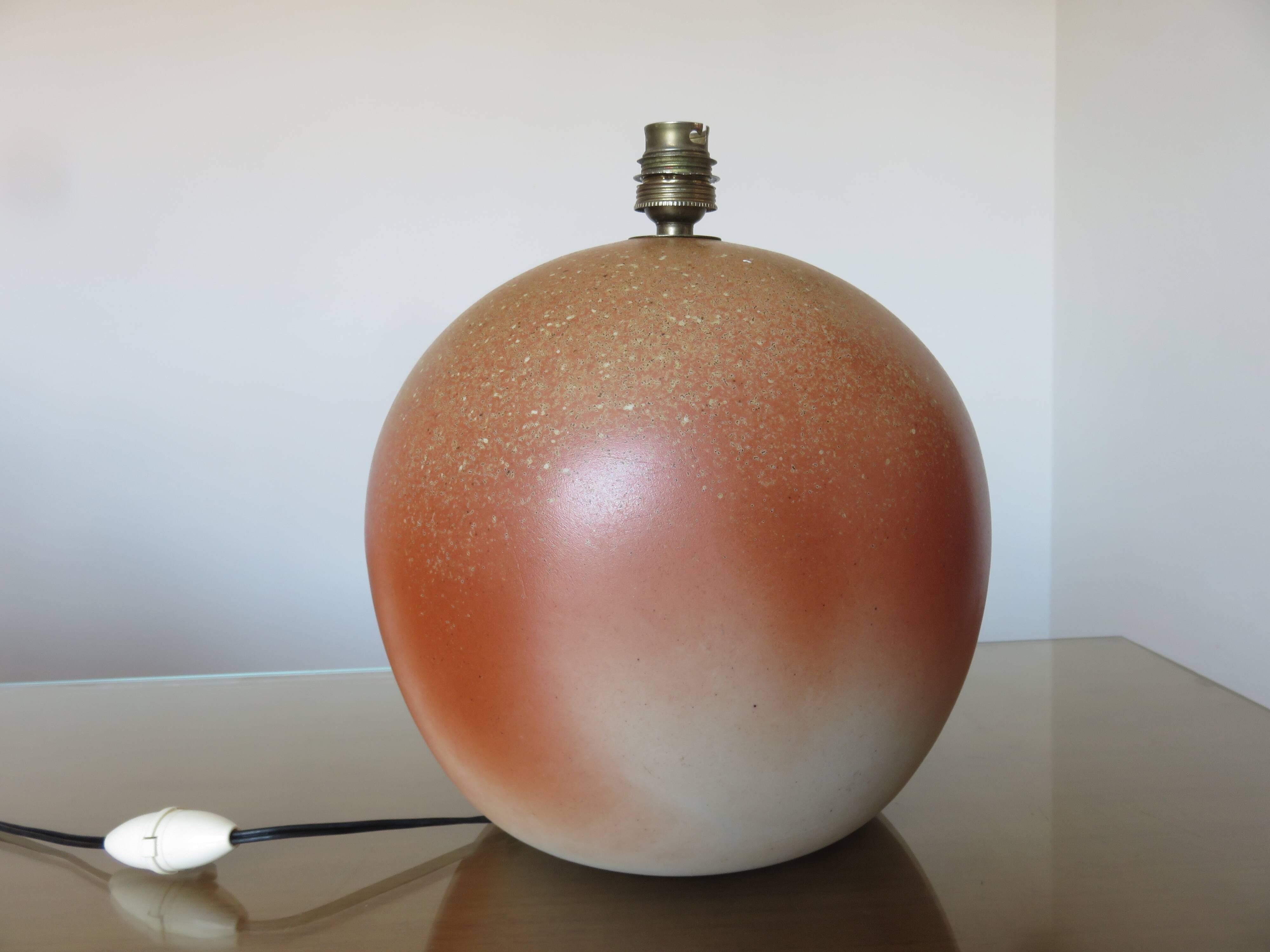 Ceramic ball lamp from the 1950s and 1960s.