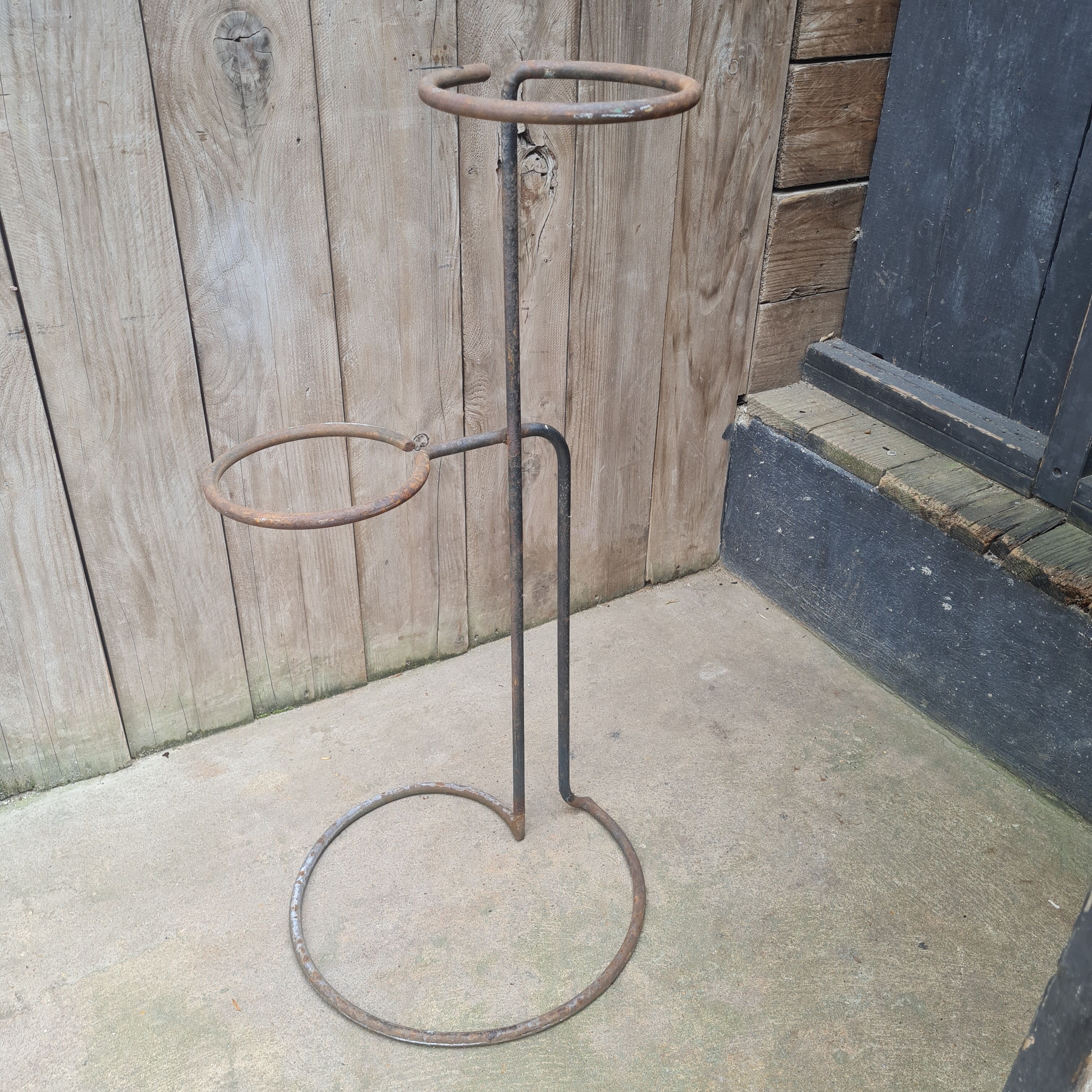 Plant holder mategot