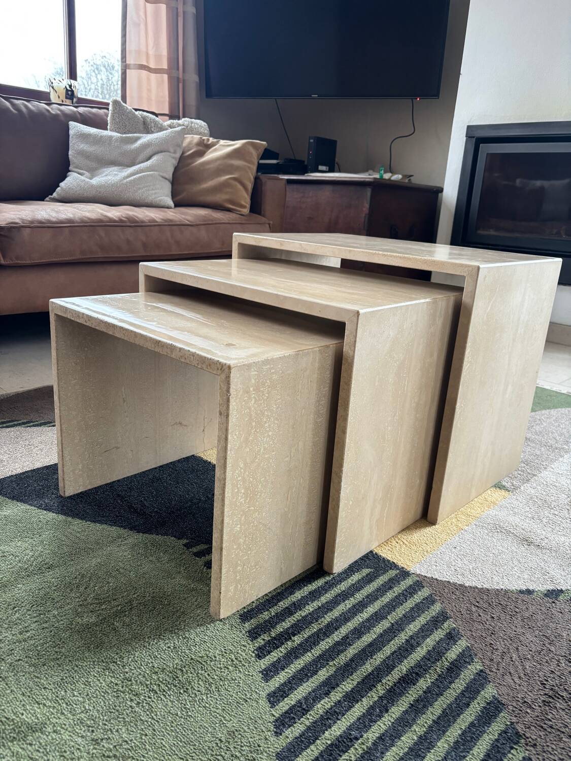 Lot de 3 tables gigognes en travertin