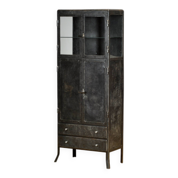 Vitrine en métal industriel antique, vers 1920