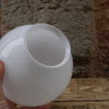 White glass globe ø15cm
