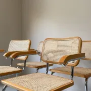 Quatre chaises Cesca vintage