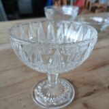 5 coupes anciennes en verre transparent