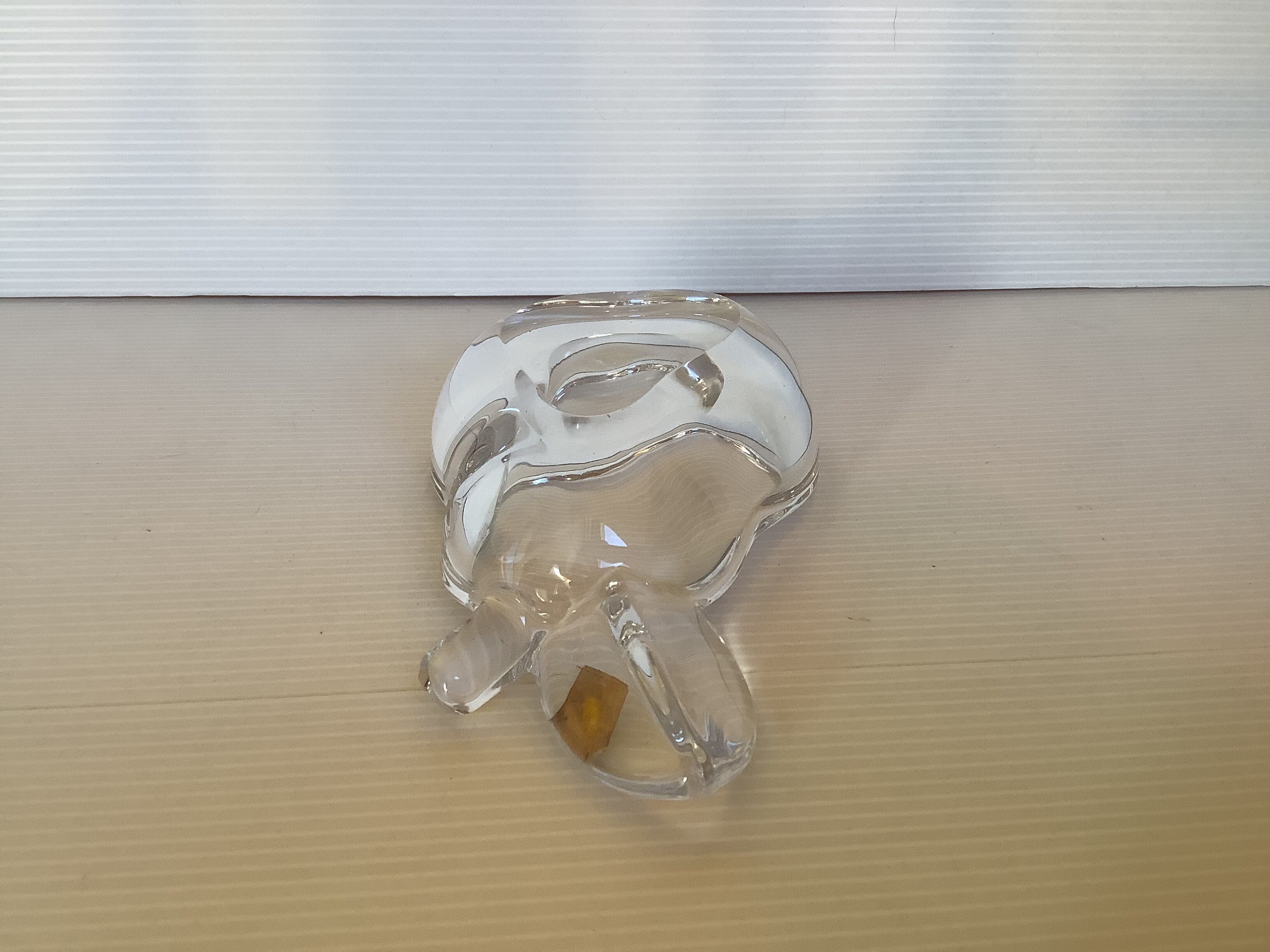 Crystal pear-shaped ashtray and pocket tray Vannes le Chatel