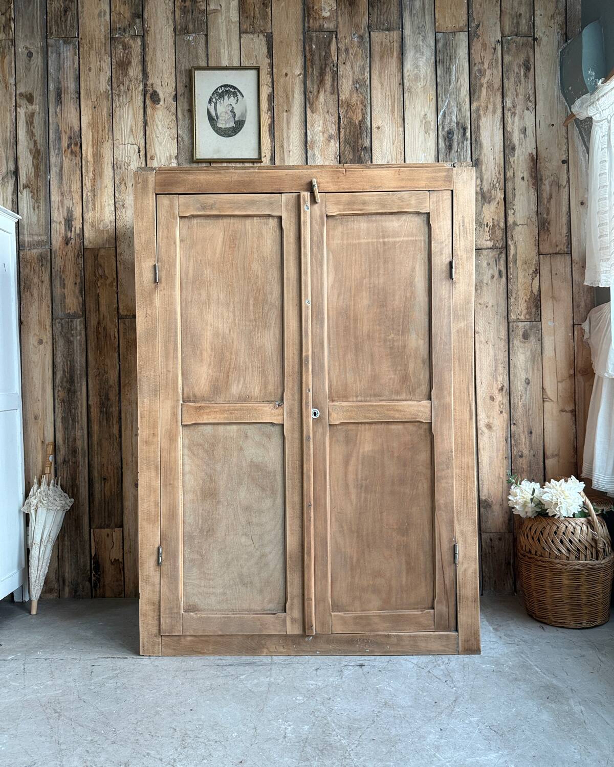 Small Parisian wardrobe