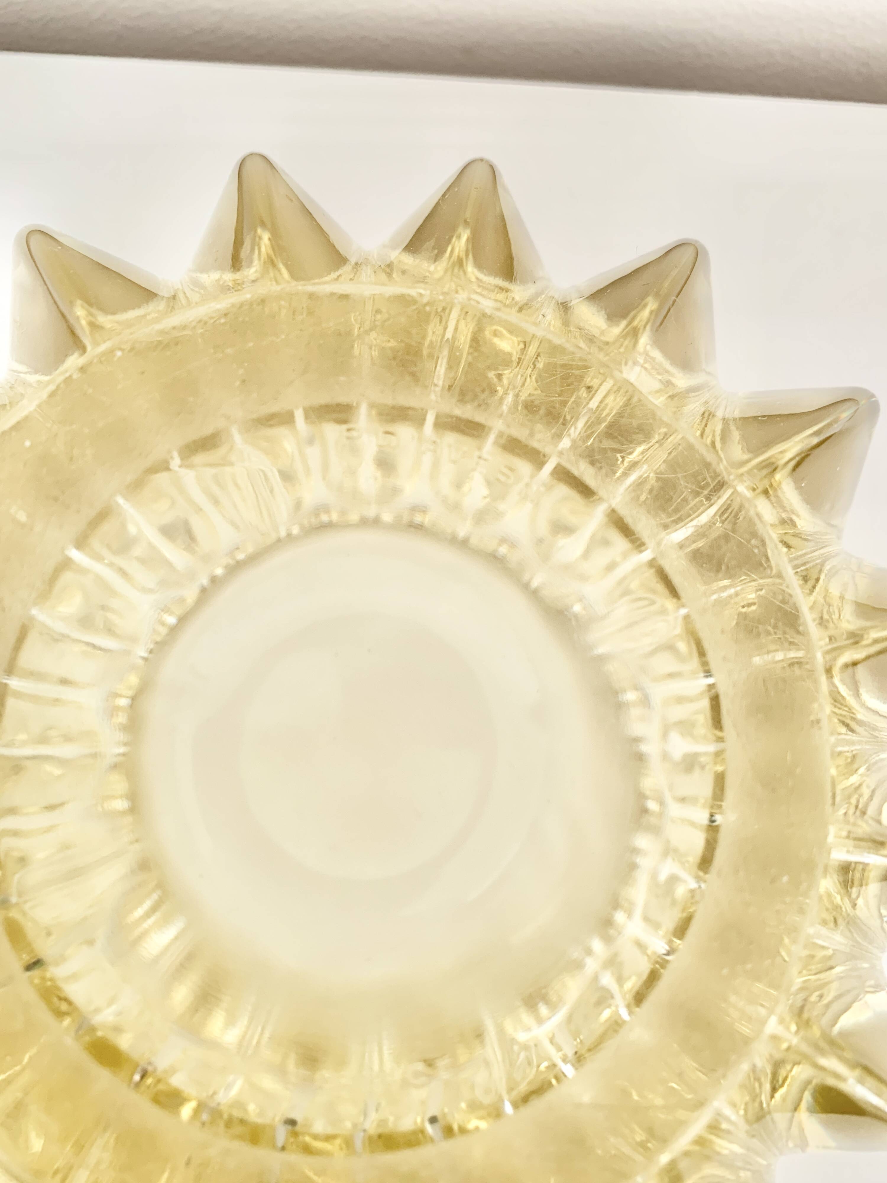 Coupe - vide-poches en verre de Pierre d’Avesn