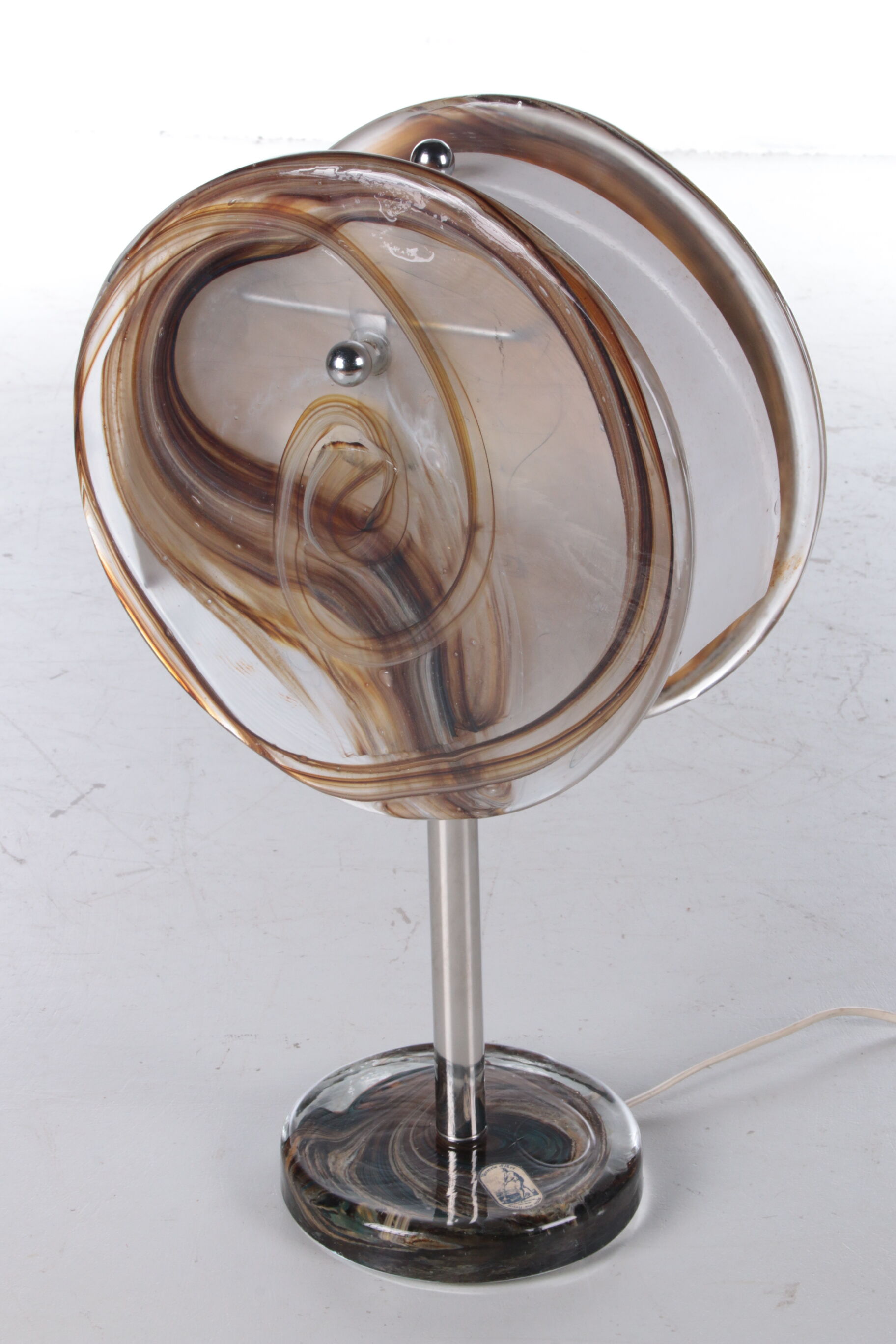 Rare beautiful French table lamp design by Jean-Pierre Alary, France.