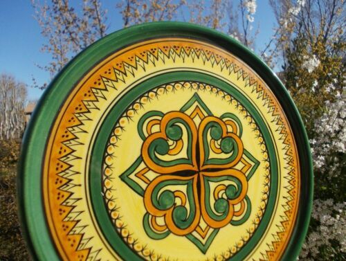 Underside or flat Quimper Henriot geometric