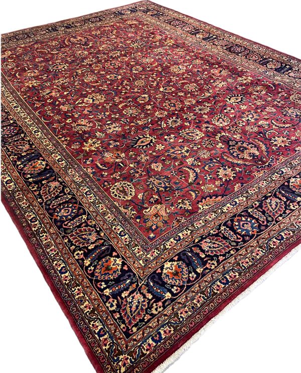 Tapis iranien prune