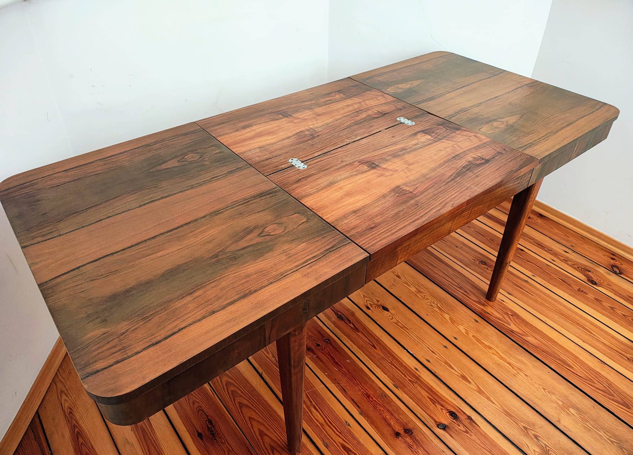 Czechoslovakian Extendable Dining Table by Jindřich Halabala for Up Závody,