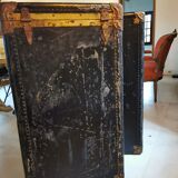 Transport trunk