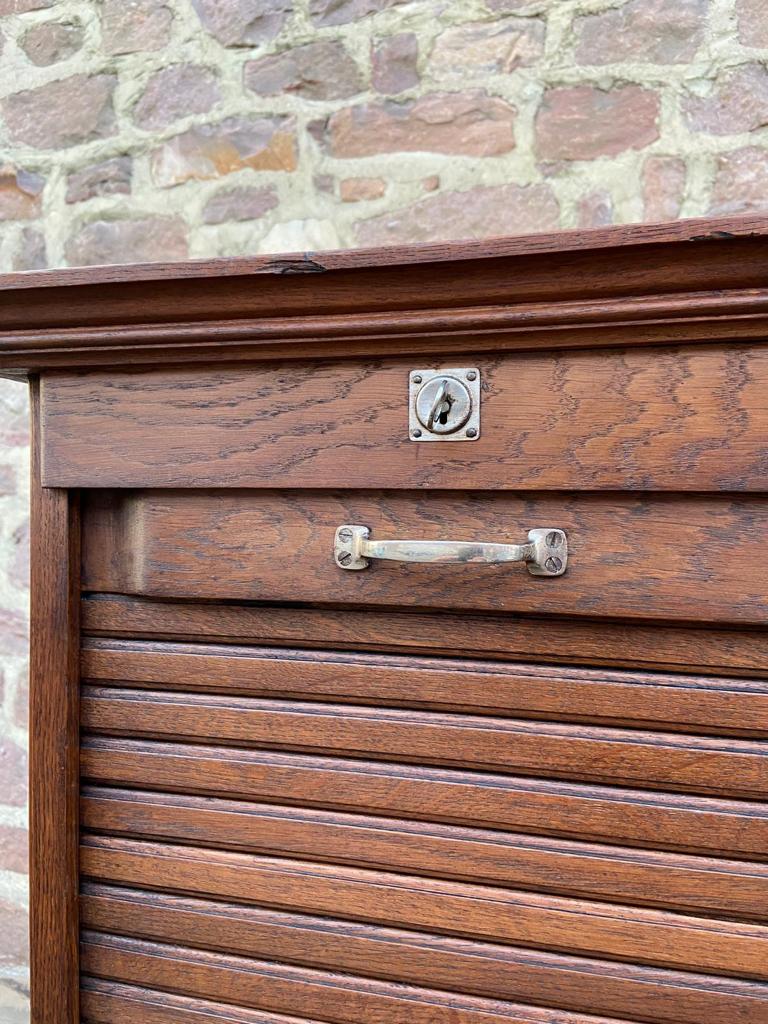 Art Deco curtain binder