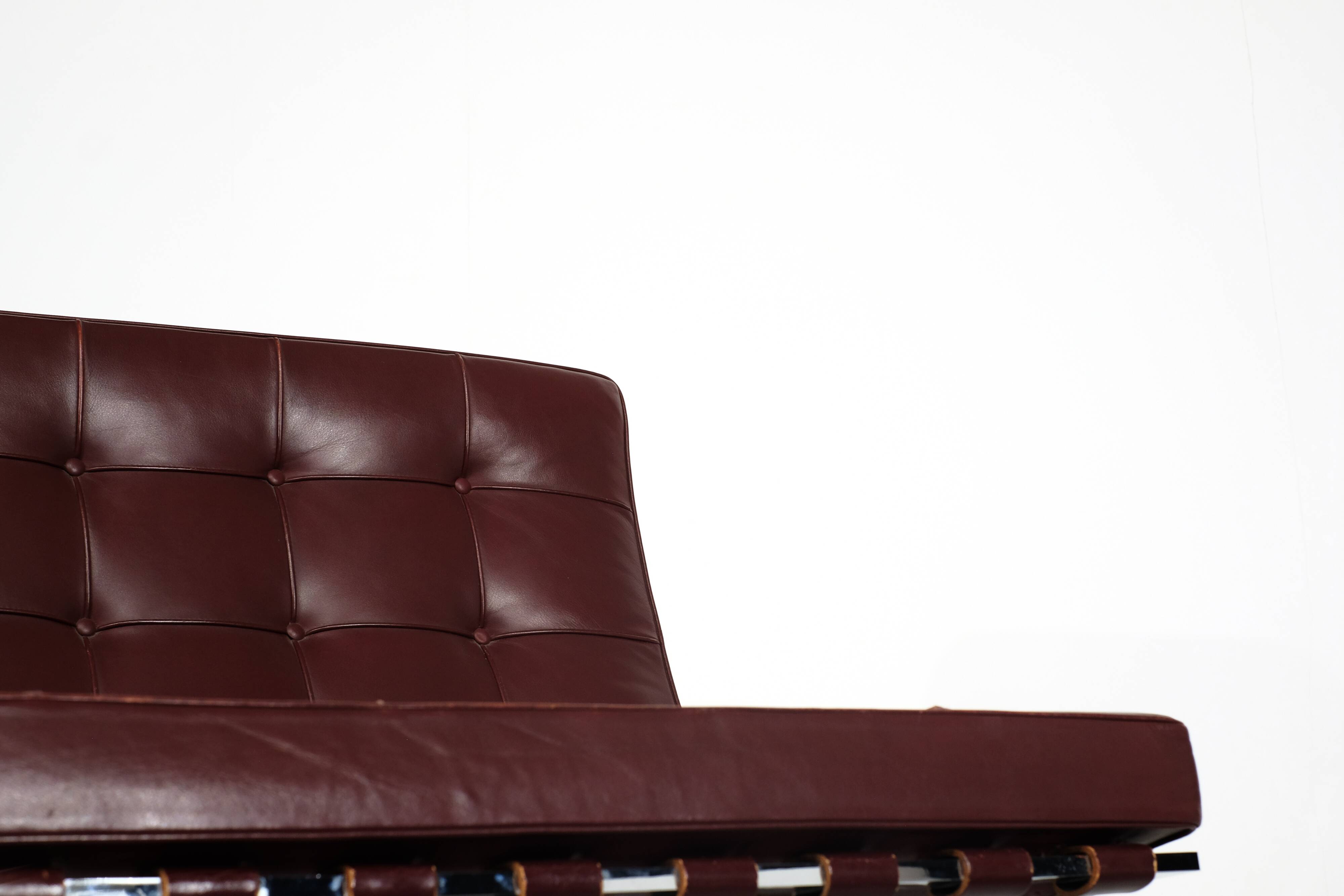 Paire de fauteuils Barcelona Ludwig Mies van der Rohe  Knoll.