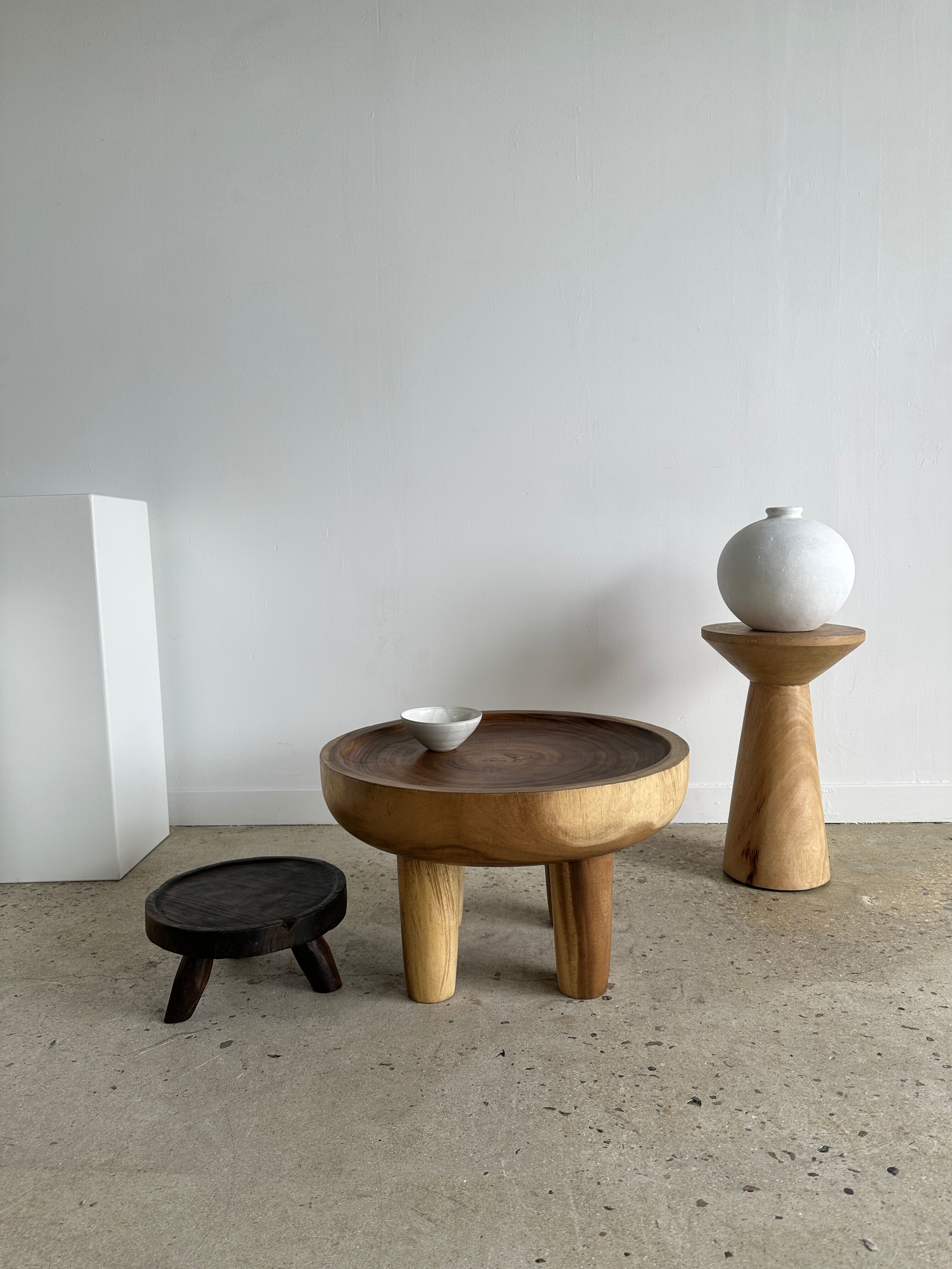 Coffee table, quadripod suar coffee table