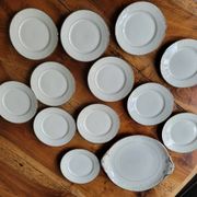 Silver-edged dessert service and its dish