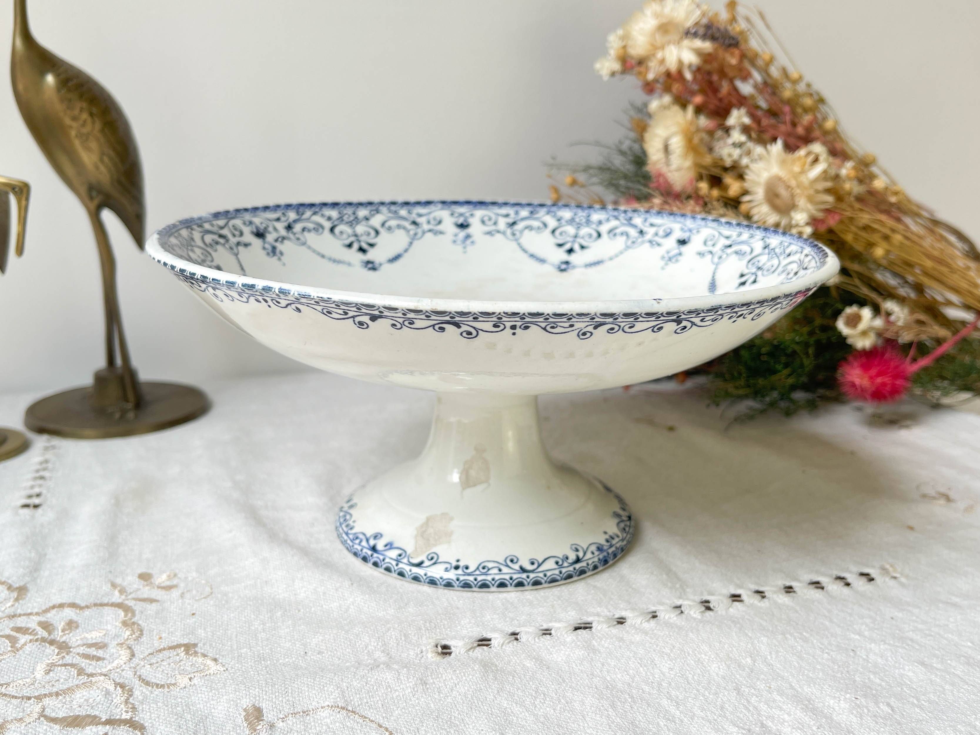 Vintage pedestal dish terre de fer hb&c balzac made in france