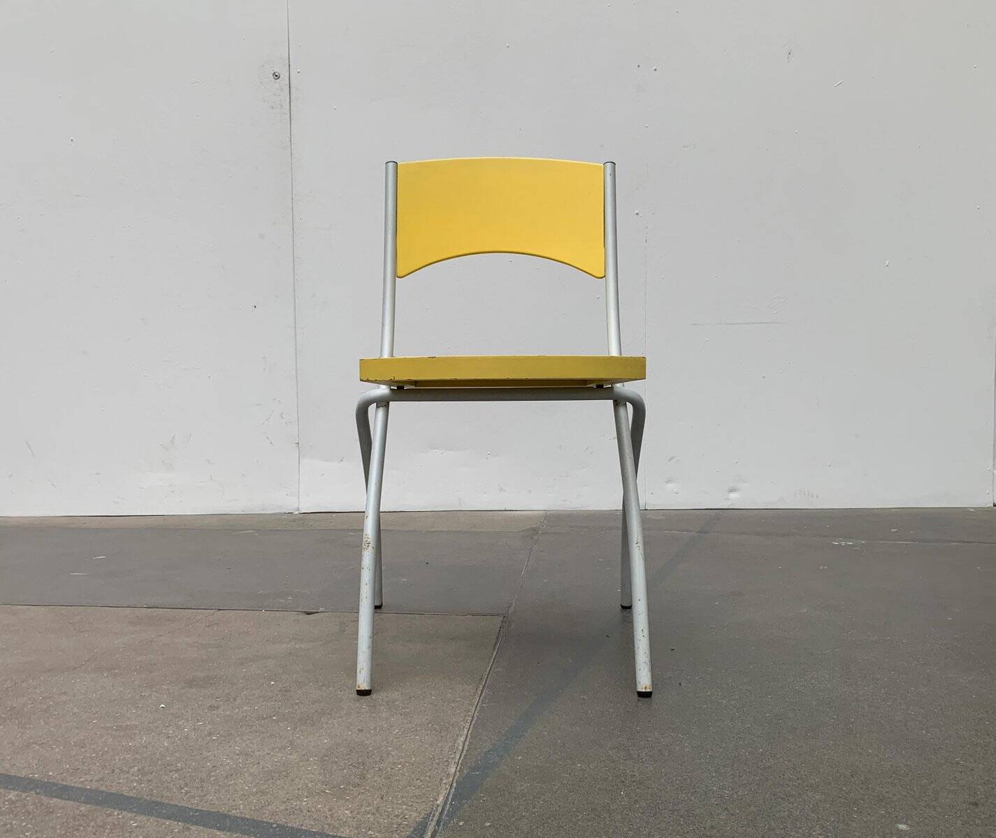 Vintage Italian folding chair by Fly Line