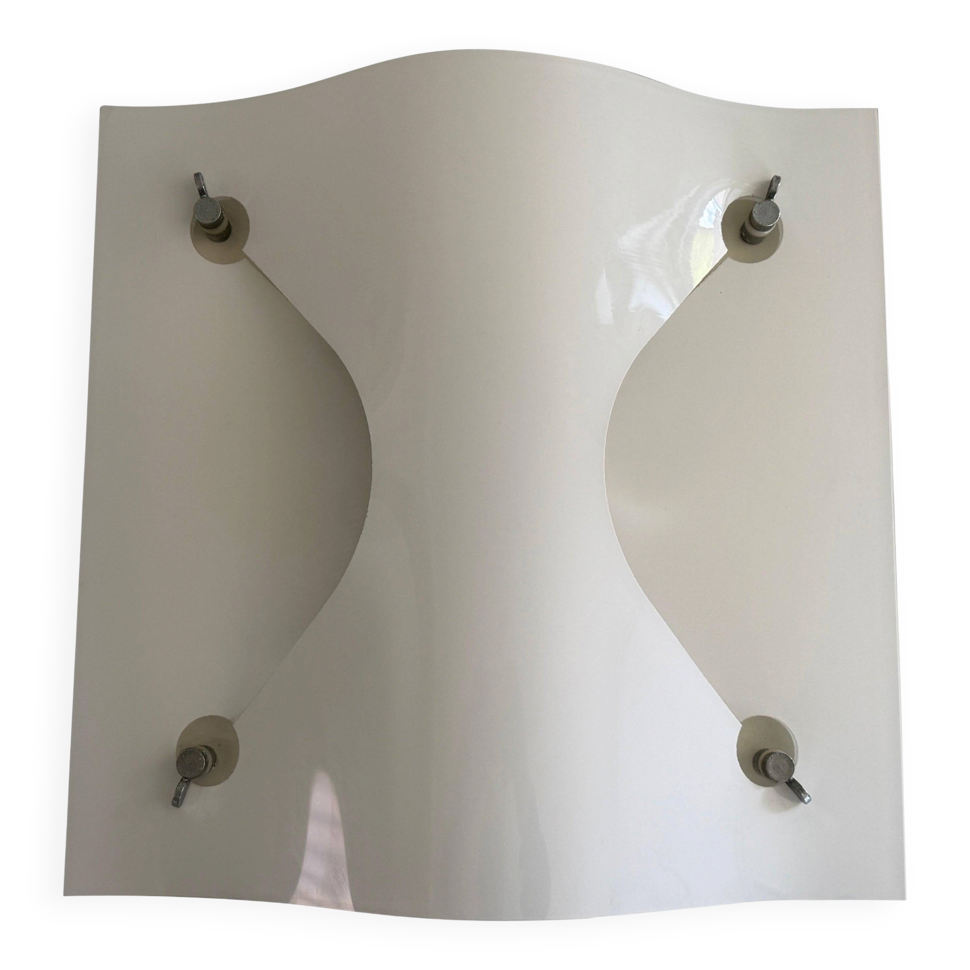 Simple wall light in opal glass with a square design, 1970s, Italy.