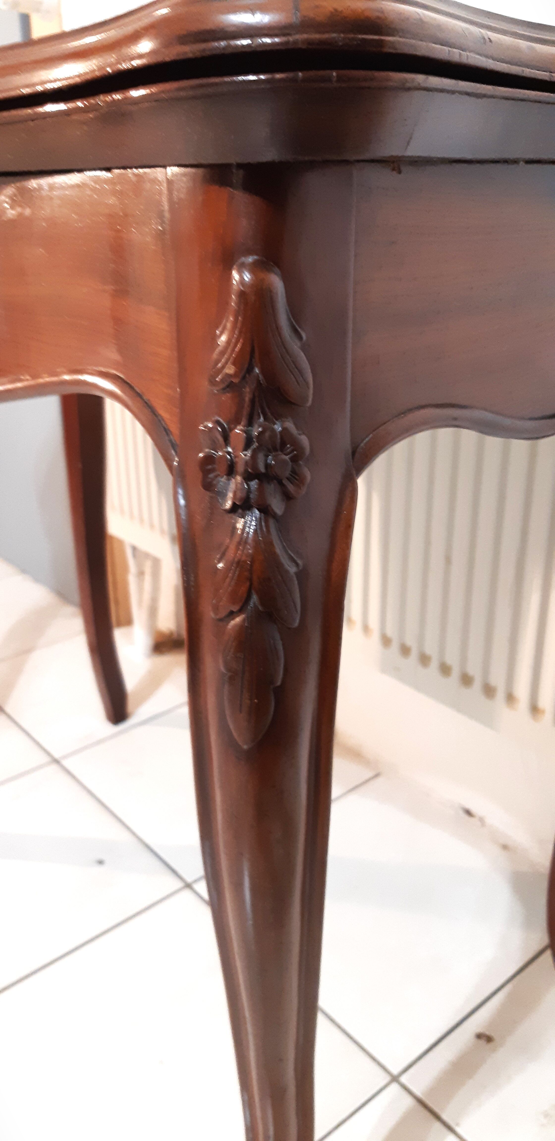 Console, table of games style Louis XV late nineteenth in mahogany