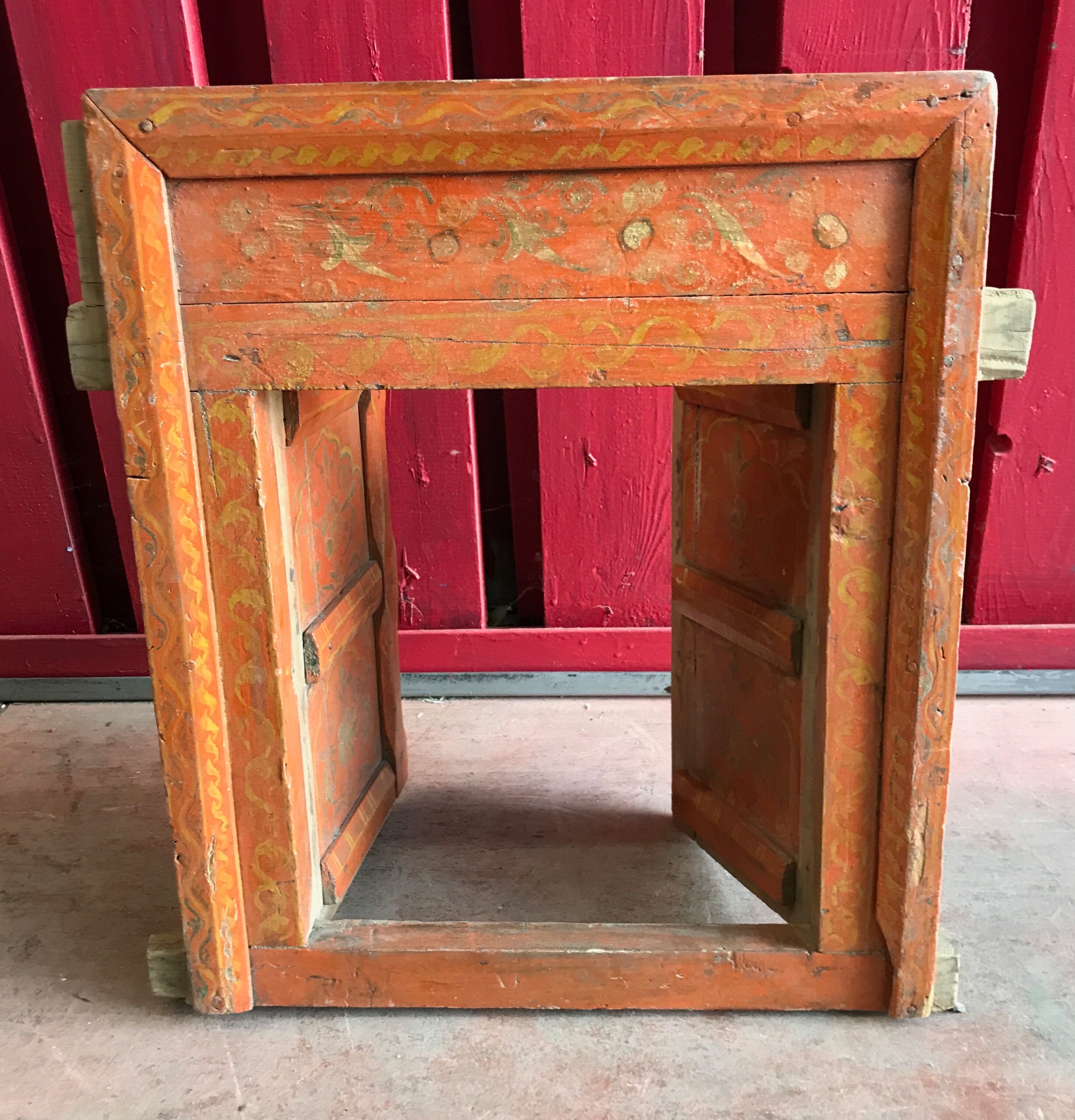 Fenêtre en bois orange, Inde, début XXème