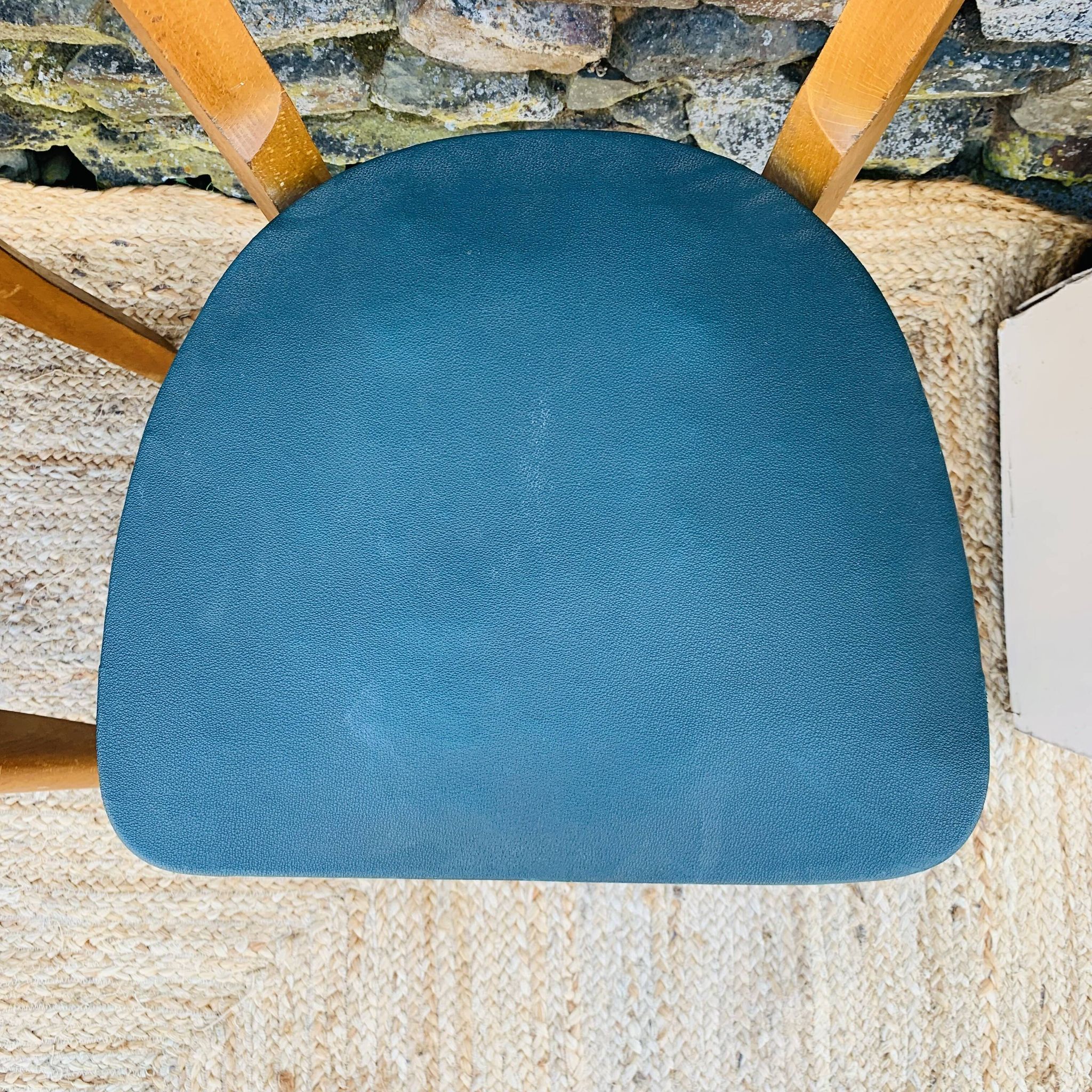 Set of 4 bistro chairs
