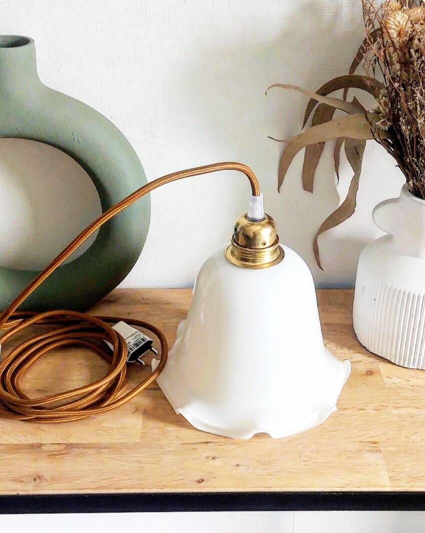 Vintage opaline portable lamp