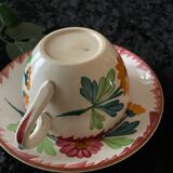 Flowery cups and cups